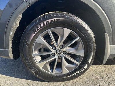 2017 Toyota RAV4 Hybrid LE Plus AWD (Natl)