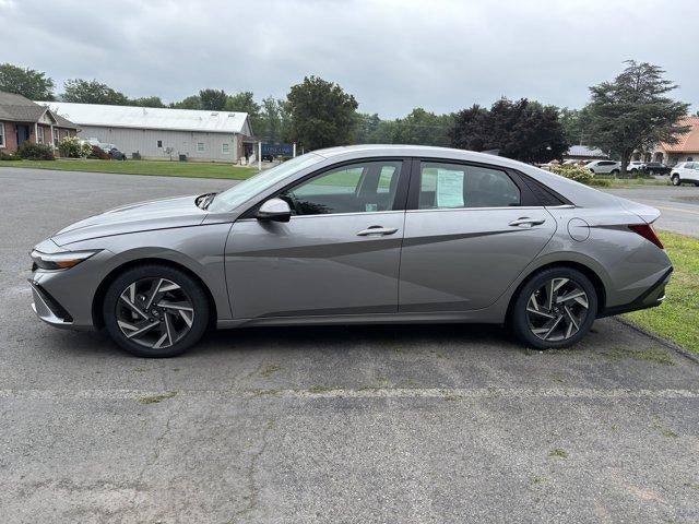 2025 Hyundai ELANTRA Limited IVT