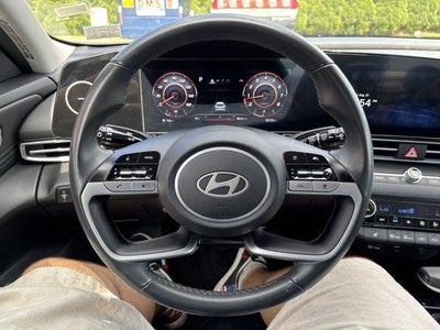 2024 Hyundai ELANTRA Limited IVT