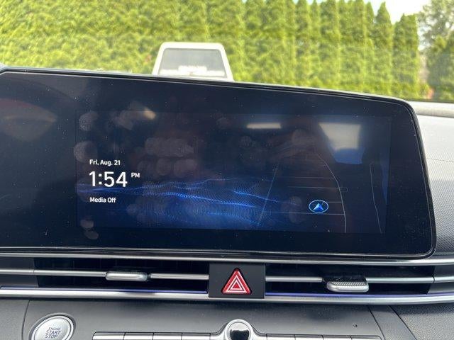 2024 Hyundai ELANTRA Limited IVT