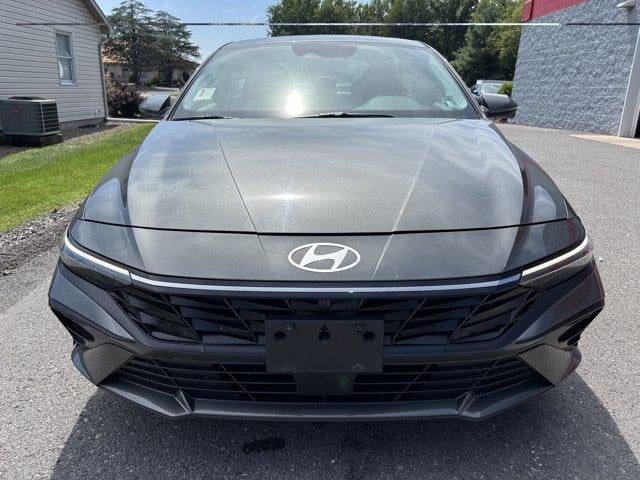 2024 Hyundai ELANTRA Limited IVT