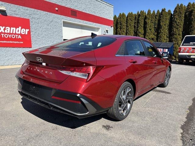 2025 Hyundai ELANTRA SEL Convenience IVT