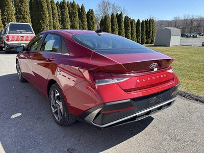 2025 Hyundai ELANTRA SEL Convenience IVT