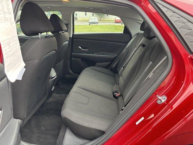 2025 Hyundai ELANTRA SEL Convenience IVT