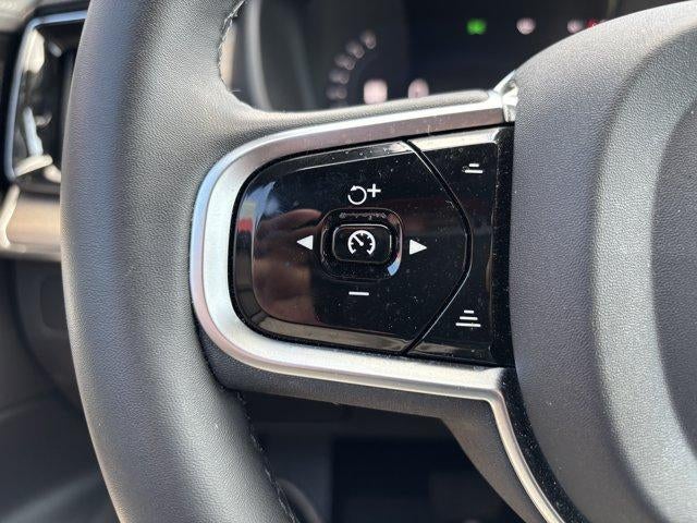 2025 Volvo XC90 2025.5 B6 AWD Plus 7-Seater