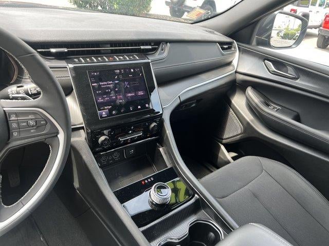 2025 Jeep Grand Cherokee Laredo X 4x4