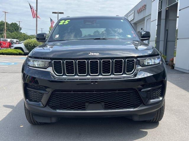 2025 Jeep Grand Cherokee Laredo X 4x4
