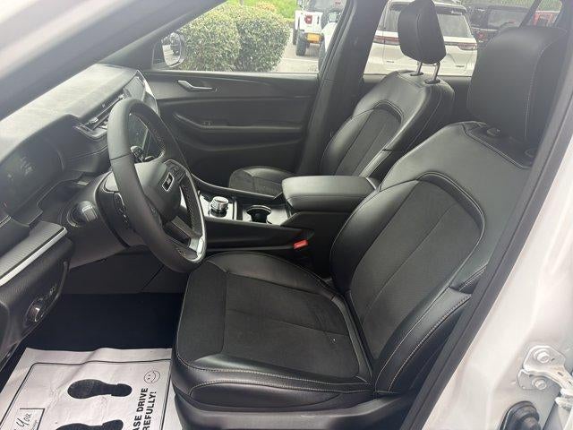 2025 Jeep Grand Cherokee L Altitude X 4x4