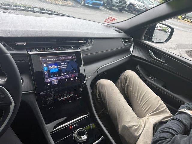 2025 Jeep Grand Cherokee L Altitude X 4x4