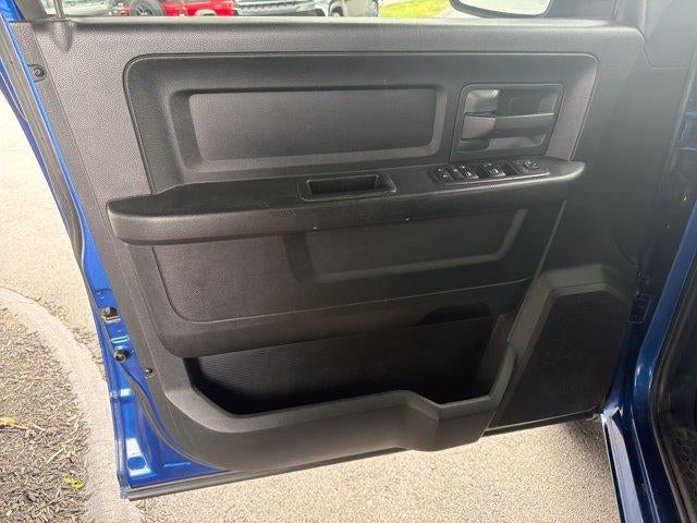 2019 RAM 1500 Classic Express 4x4 Quad Cab 6'4" Box