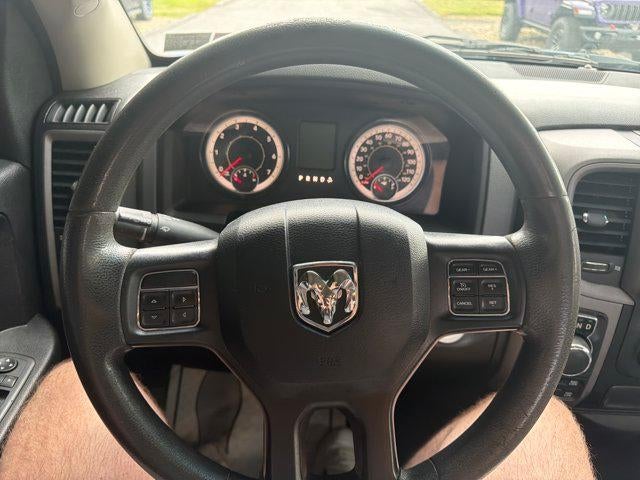 2019 RAM 1500 Classic Express 4x4 Quad Cab 6'4" Box