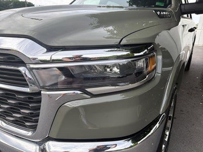2026 RAM 1500 Big Horn 4x4 Crew Cab 5'7" Box