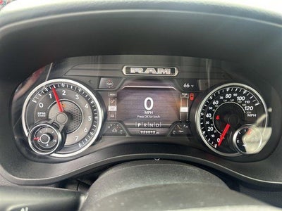 2020 RAM 1500 Big Horn 4x4 Crew Cab 5'7" Box