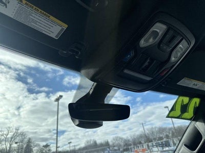 2022 RAM 1500 Big Horn 4x4 Crew Cab 5'7" Box