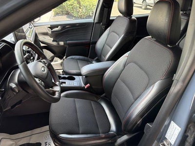 2025 Ford Escape ST-Line Select AWD