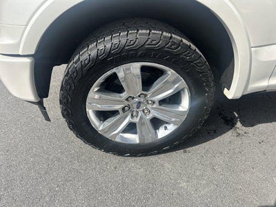 2019 Ford F-150 Platinum 4WD SuperCrew 5.5' Box