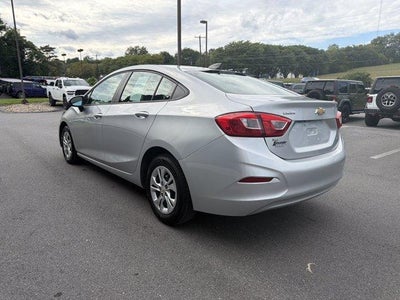 2019 Chevrolet Cruze Sedan LS
