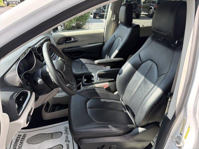 2024 Chrysler Pacifica Touring L FWD