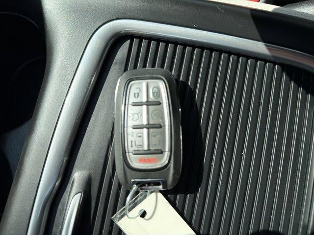 2024 Chrysler Pacifica Touring L FWD