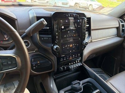 2024 RAM 3500 Longhorn 4x4 Crew Cab 8' Box