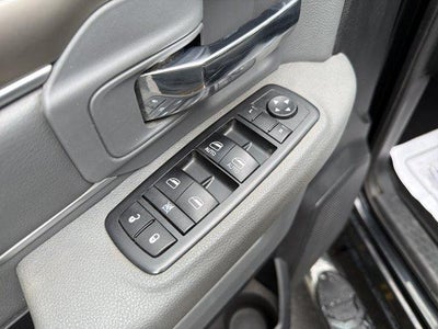 2015 RAM 2500 4WD Crew Cab 6.4 Ft Box SLT