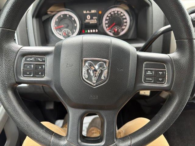 2015 RAM 2500 4WD Crew Cab 6.4 Ft Box SLT