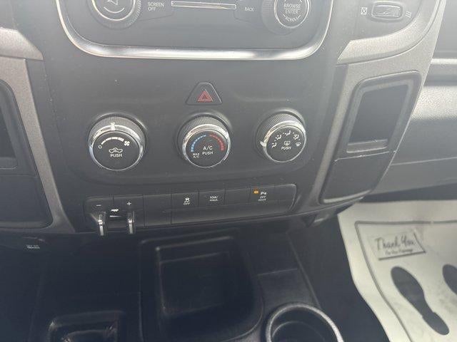 2018 RAM 2500 Tradesman 4x4 Crew Cab 6'4" Box