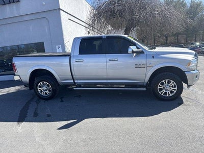2017 RAM 2500 Laramie 4x4 Crew Cab 6'4" Box