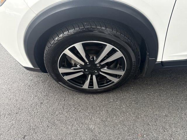 2018 Nissan Kicks SR FWD