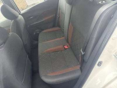 2018 Nissan Kicks SR FWD