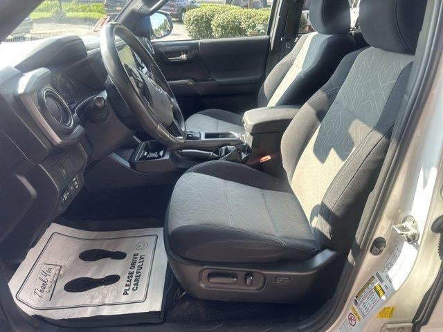2020 Toyota Tacoma 4WD 4WD TRD Sport Double Cab 5' Bed V6 AT (Natl)