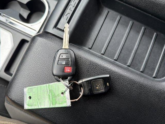 2019 Toyota Tundra 4WD 4WD SR5 Double Cab 6.5' Bed 5.7L (Natl)