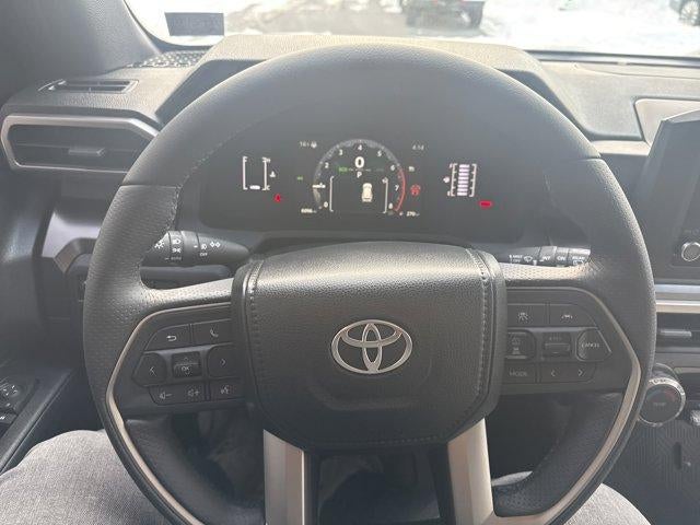 2025 Toyota 4Runner SR5 4WD (GS)