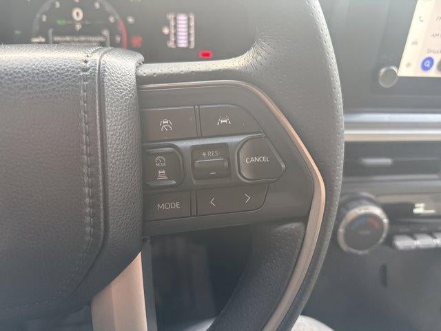 2025 Toyota 4Runner SR5 4WD (GS)