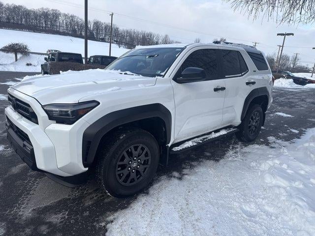 2025 Toyota 4Runner SR5 4WD (GS)