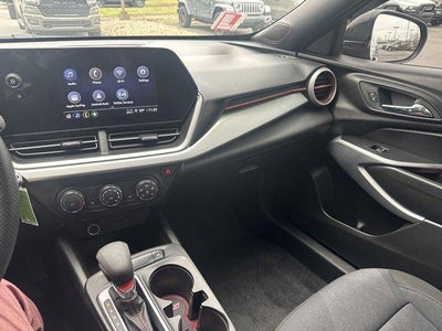 2025 Chevrolet Trax FWD 4dr 1RS