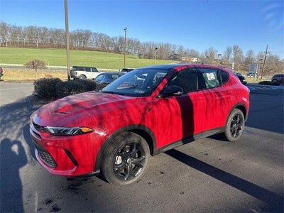 2024 Dodge Hornet R/T Plus EAWD *Ltd Avail*