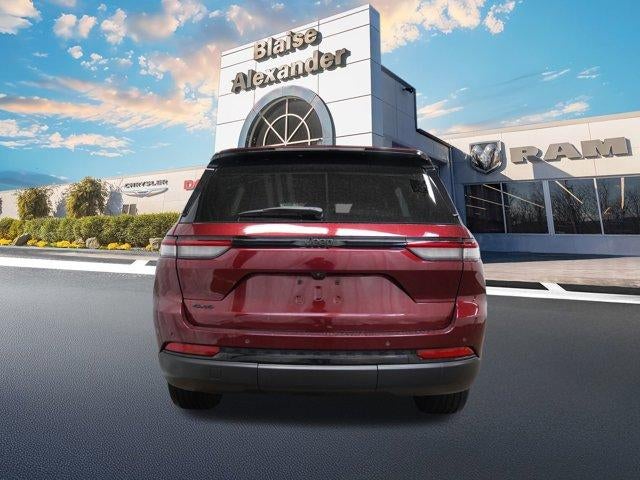 2022 Jeep Grand Cherokee Altitude 4x4