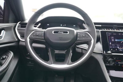 2025 Jeep Grand Cherokee Altitude X 4x4