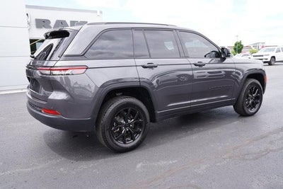 2025 Jeep Grand Cherokee Altitude X 4x4