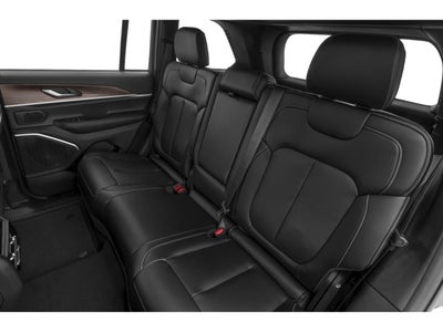 2026 Jeep Grand Cherokee Laredo Altitude 4x4