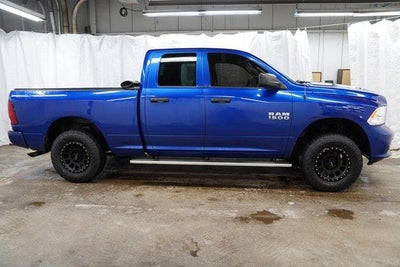 2017 RAM 1500 Express 4x4 Quad Cab 6'4" Box