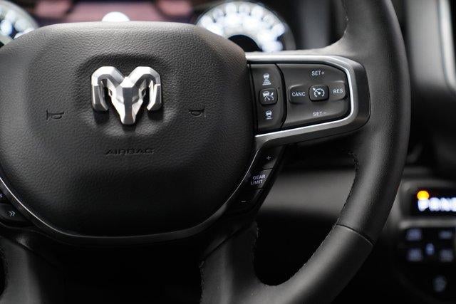 2025 RAM 1500 Big Horn 4x4 Crew Cab 5'7" Box