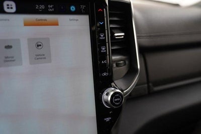 2025 RAM 1500 Laramie 4x4 Crew Cab 5'7" Box