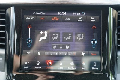 2019 RAM 1500 Laramie 4x4 Crew Cab 5'7" Box