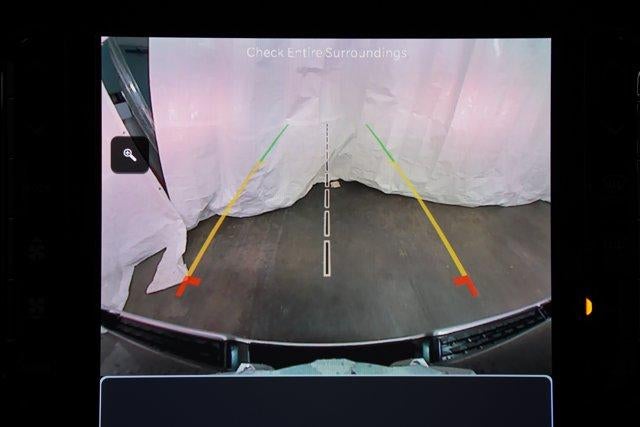 2023 RAM 1500 Laramie 4x4 Crew Cab 5'7" Box