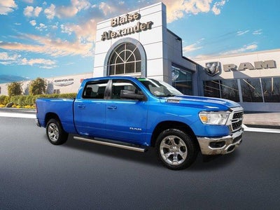 2022 RAM 1500 Big Horn 4x4 Crew Cab 6'4" Box