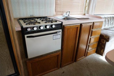 1988 Ford E-350 Base