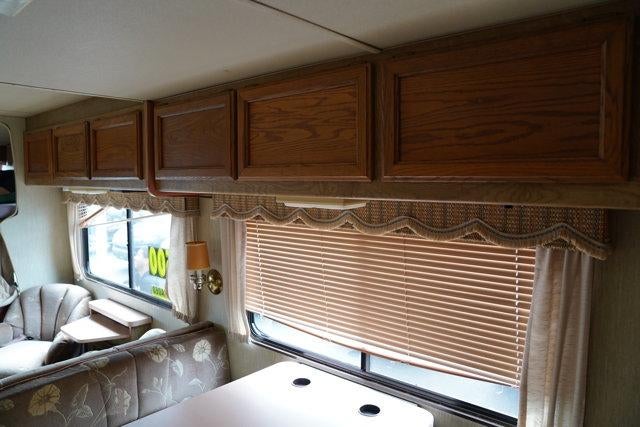 1988 Ford E-350 Base
