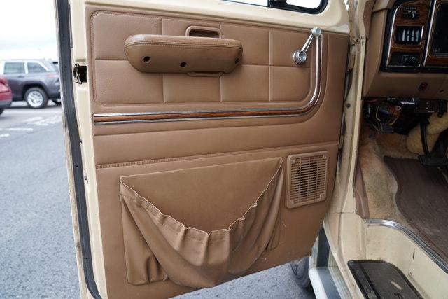 1988 Ford E-350 Base